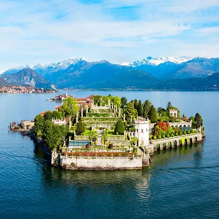 Blooming Villa Cos With Garden And Lake View Belgirate